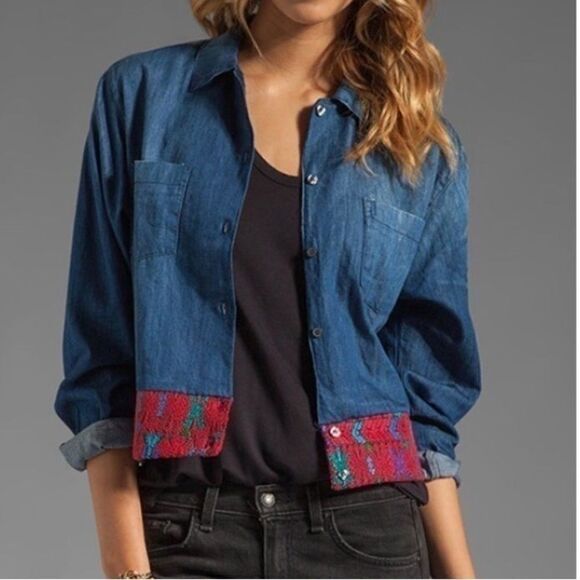 Jen’s Pirate Booty Chambray Top Shacket - Picture 4 of 10